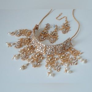 Gold Indian Jewelry Set / Choker Necklace, Earrings & Tikka
